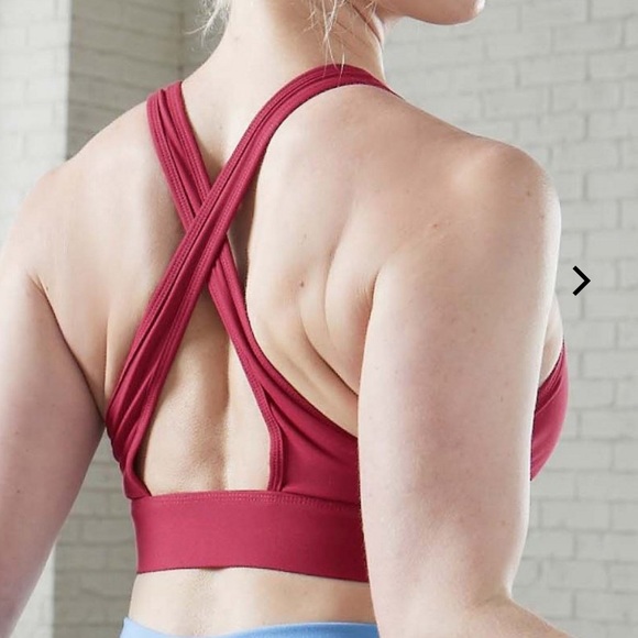 ✨2/$75 ✨ Fabletics Plunge 2-Piece Outfit - Picture 7 of 14